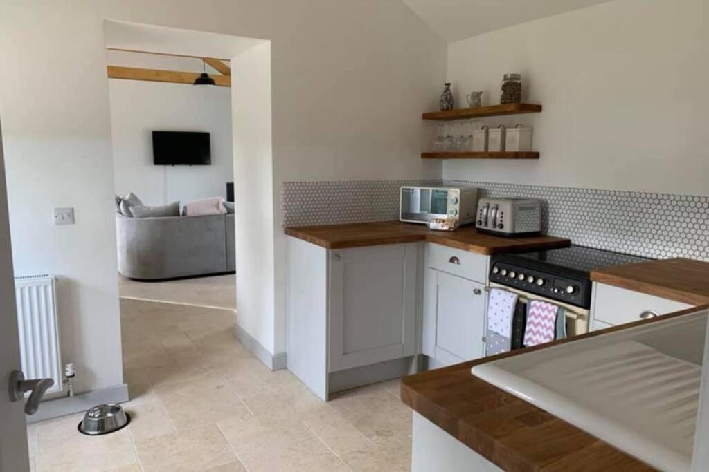 Cart Shed Cottage Труро Экстерьер фото